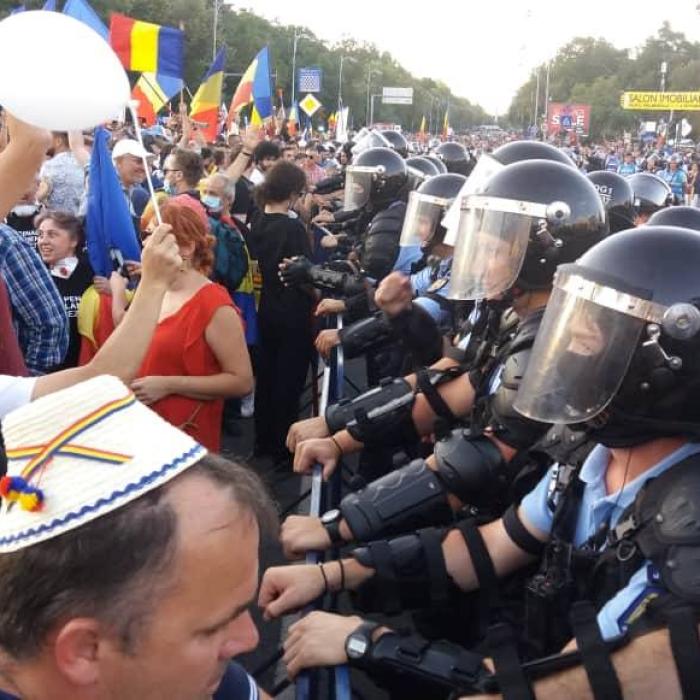 R. Bogdan, intervenție după mesajul lui Fifor: "Să nu cumva să îndrăzniți, ticăloșilor!"