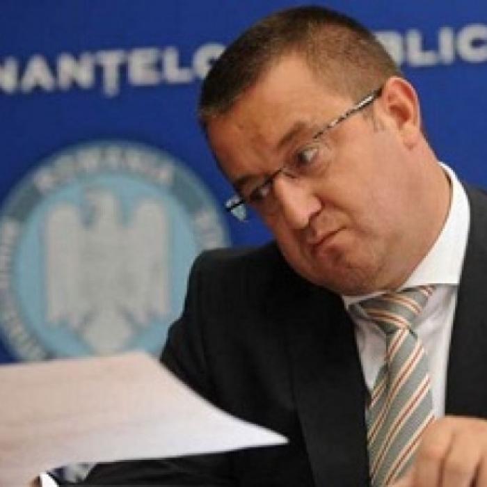 Fostul şef ANAF, Sorin Blejnar, trimis în JUDECATĂ la DNA pentru LUARE DE MITĂ