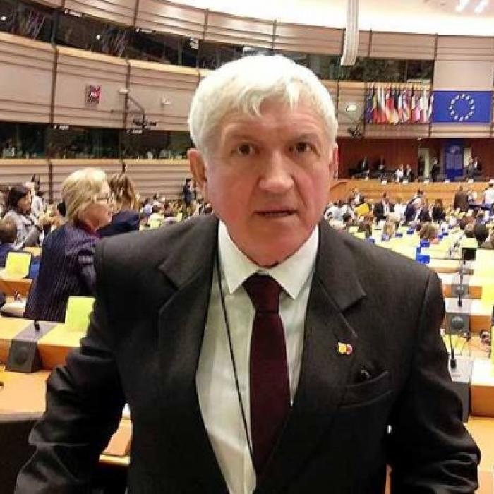 Siegfried Mureșan: Ocoliţi-l pe Mircea Diaconu cu ştampila pe buletinul de vot la alegerile prezidenţiale