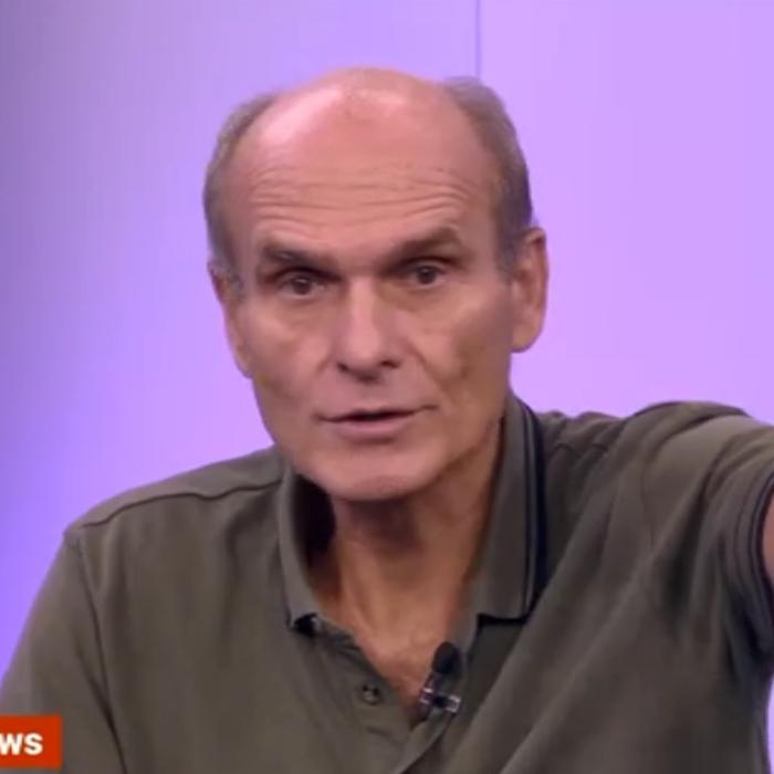 Cristian Tudor Popescu: „Iohannis bate cuiul în scândura pe care i-a întins-o cu grație doamna Dăncilă”