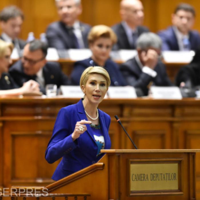 Raluca Turcan: „Asta arată DISPERAREA lui Dăncilă!”