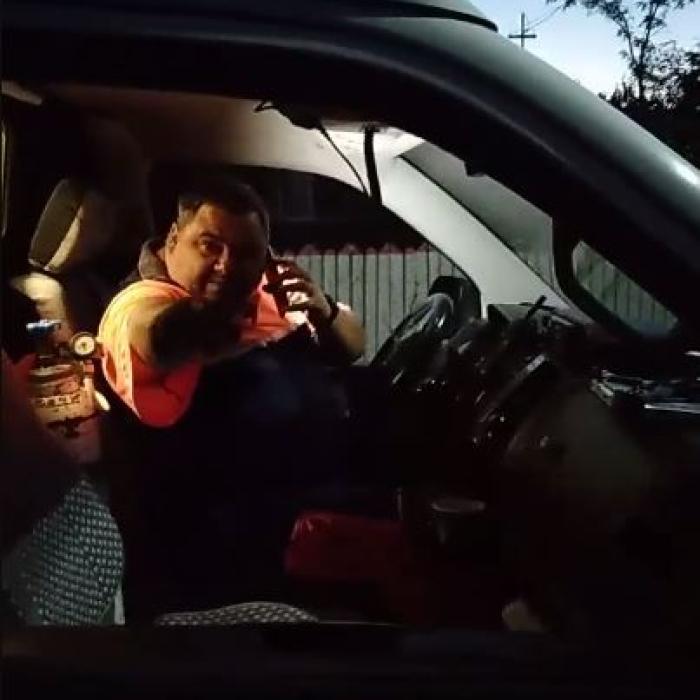 Gestul SCANDALOS făcut de șoferul unei ambulanțe: „Încetează că vin acum la tine!” (VIDEO)