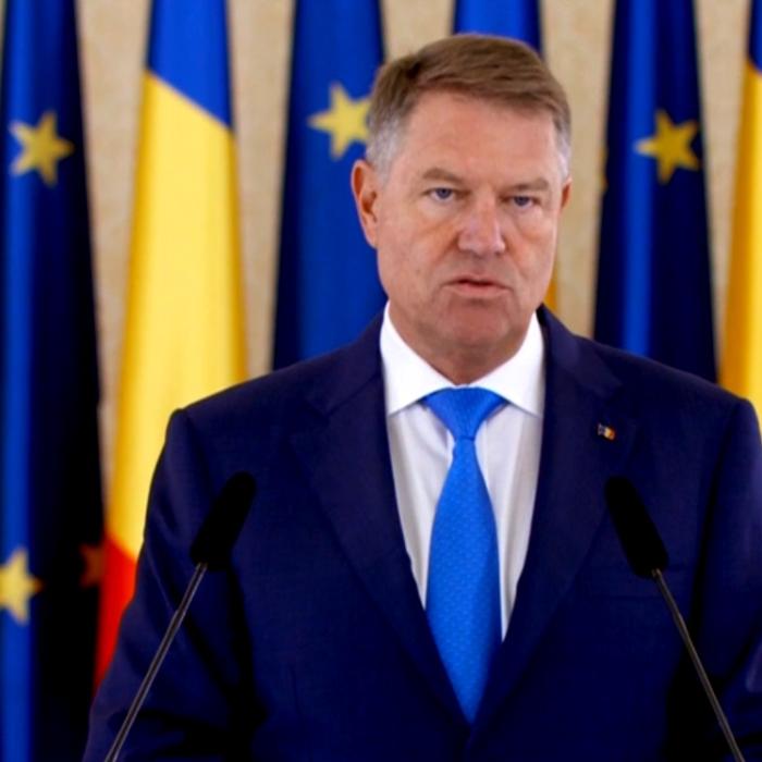 Klaus Iohannis, în prima zi de școală: „Unii POLITICIENI se tem de școală. Aici sunt formați oameni care le taxează greșelile de EXPRIMARE“