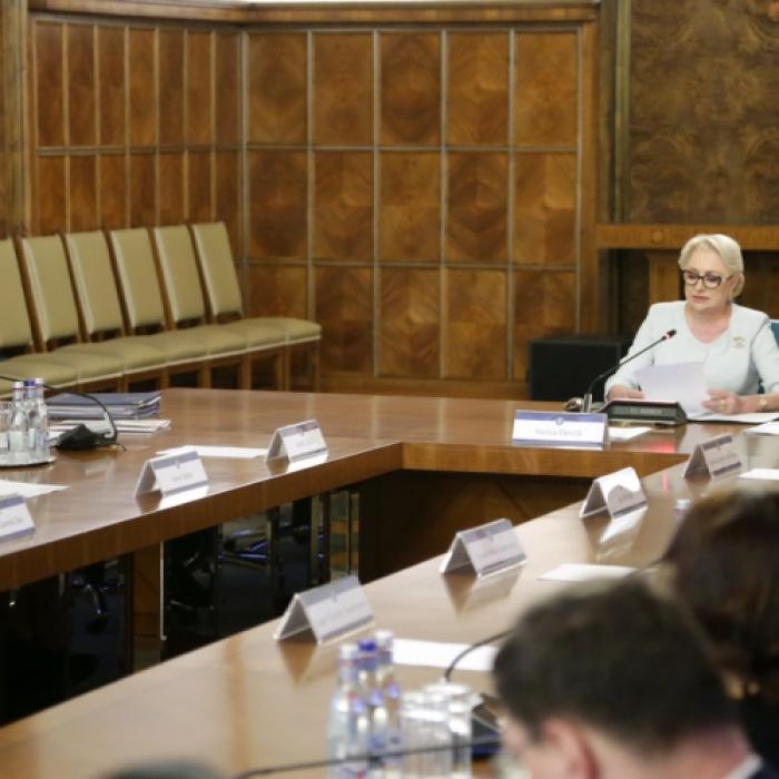 SURSE. ORDONANŢĂ pregătită pentru ADOPTARE. Le dă DREPTUL secretarilor de stat să...