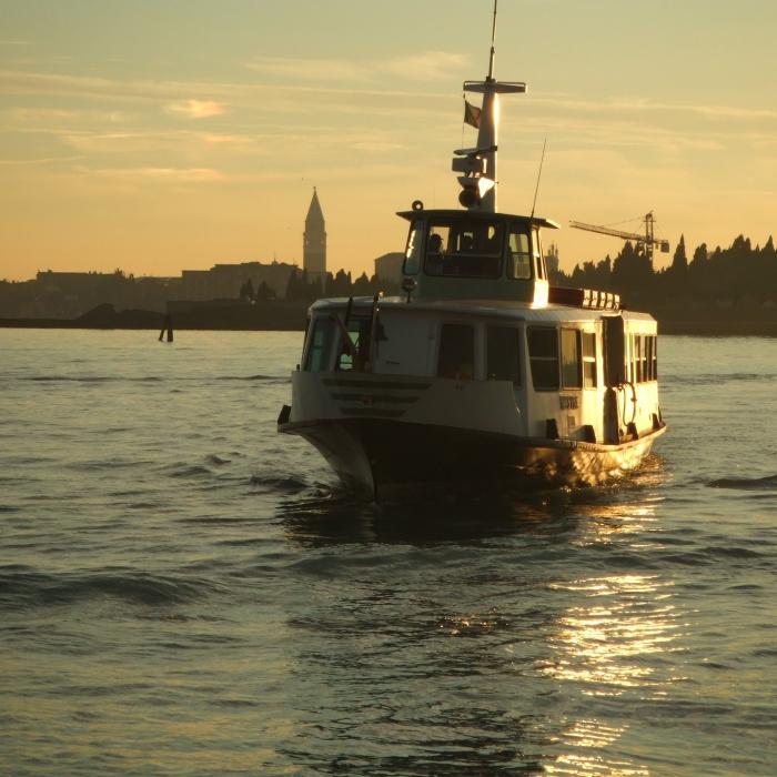 GRECIA - avertizare MAE. Circulaţia mai multor NAVE va fi ÎNTRERUPTĂ