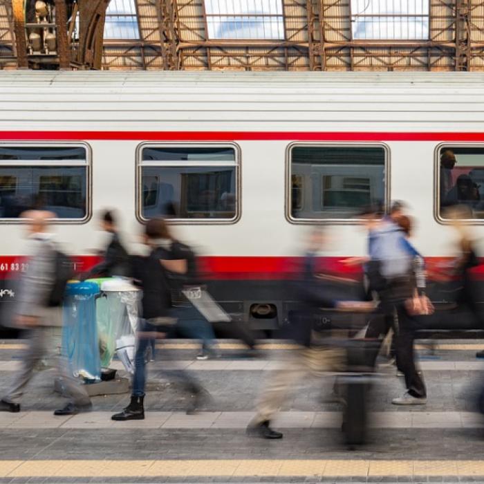 Alertă în Italia. Militar ÎNJUNGHIAT în centrul oraşului Milano, într-un presupus atac islamist