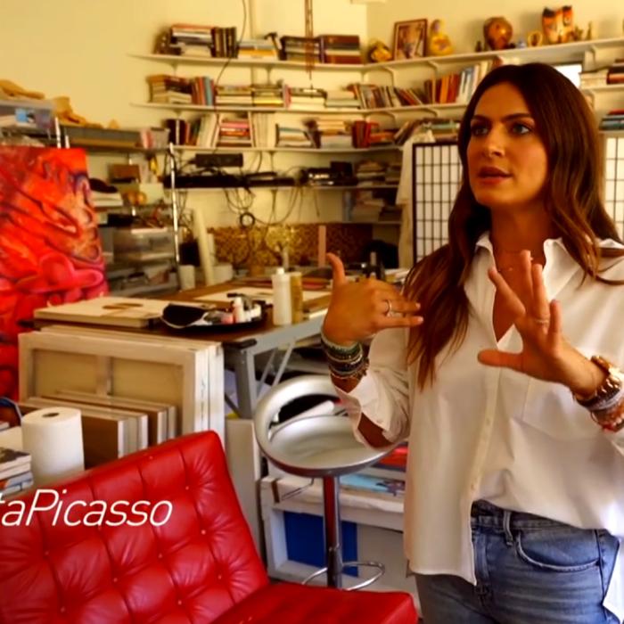 SUA. Povestea Alexandrei Nechita, „Micuța Picasso”, ROMÂNCA ce a fermecat întreaga lume cu tablourile sale