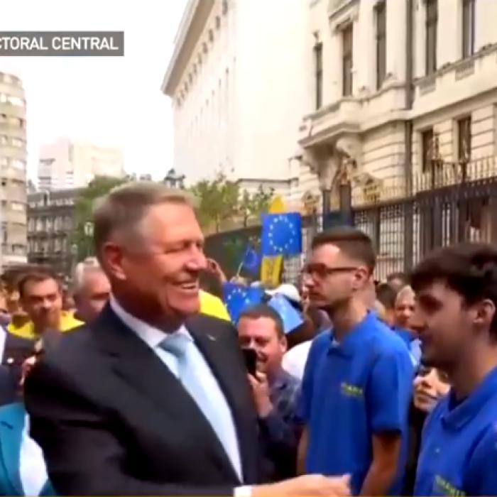 Klaus Iohannis, la Craiova: Astăzi sunt un OLTEAN împreună cu oltenii mei