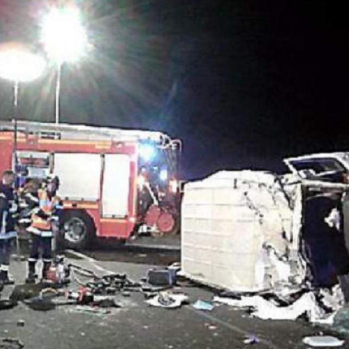 Franța. ROMÂNUL care a intrat cu 160km/h într-un MICROBUZ și a UCIS trei OAMENI a SCĂPAT de ÎNCHISOARE