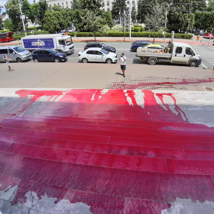 CARNAGIU la o petrecere românească în Italia. Mai mulți români au ajuns ÎNJUNGHIAȚI la spital 