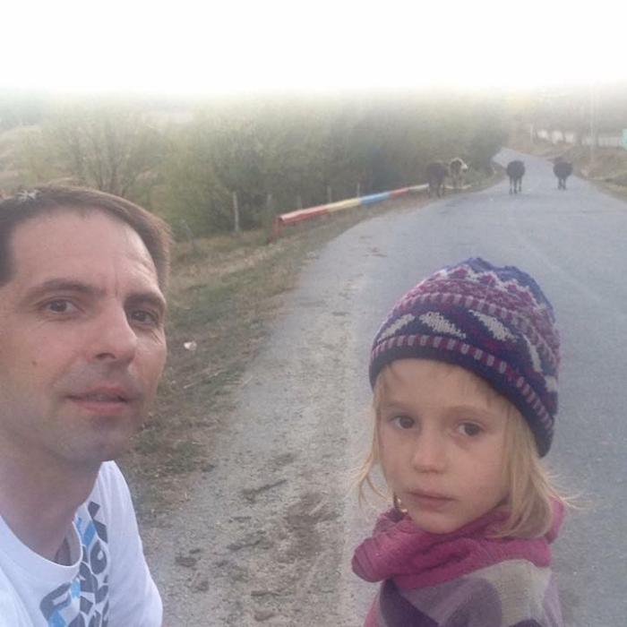 Dan Negru, mesaj pentru politicieni: "COPIII României o să vă CALCE pe CAP ! "
