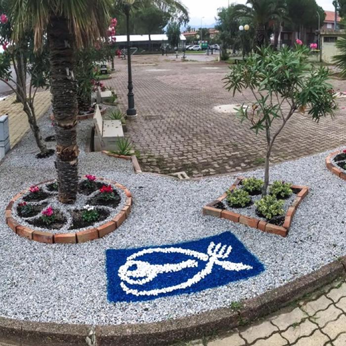 Italia. Un grădinar ROMÂN, LĂUDAT după ce a AMENAJAT un PARC în mod VOLUNTAR: „Sunt șomer, am timp și vreau să fac ceva”