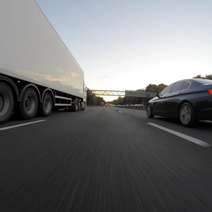 Italia. Șofer ROMÂN de TIR, după MOARTEA a două persoane și rănirea altor cinci: „Am ucis oameni nevinovaţi, este corect să merg la închisoare”
