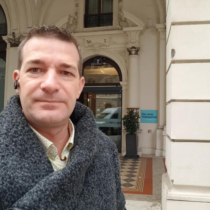 Erich Mocanu, PRECIZĂRI pentru ROMÂNII din Germania: „Aduceți dovada vaccinării din România!” 