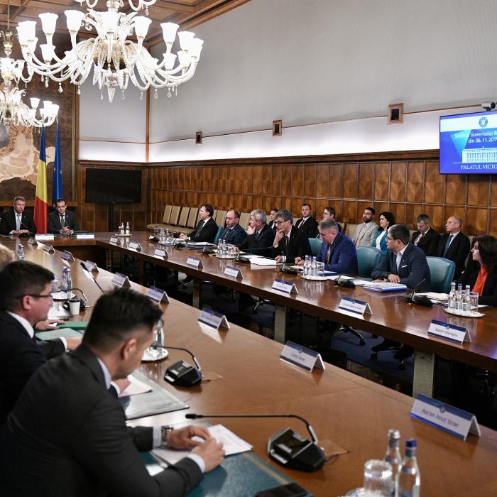 SCHIMBĂRILE continuă: Guvernul a numit patru noi prefecți