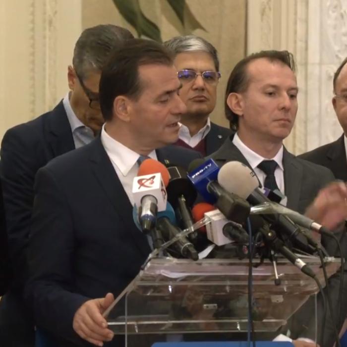 Cad capete PSD-iste. Orban l-a demis pe șeful Casei Naționale de Pensii. Iată cine îi ia locul 