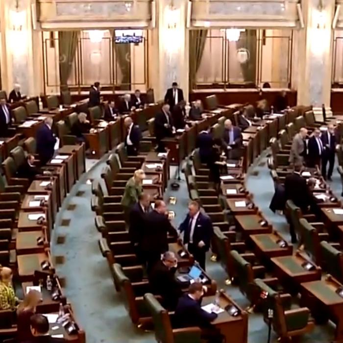 Moțiunea împotriva lui Florin Cîțu a TRECUT