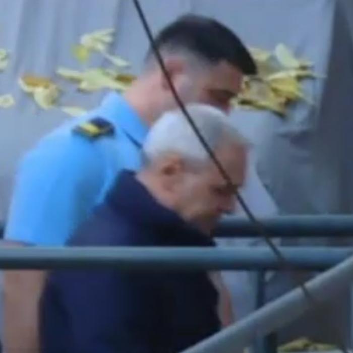 Liviu Dragnea a avut parte de un spectacol INEDIT în PUȘCĂRIE (FOTO)