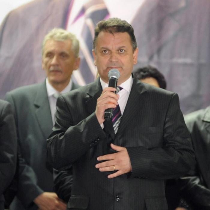 Șoc pe scena politică: Demisionarii din Pro România "au loc" în PNL