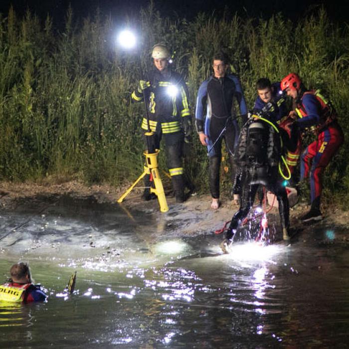 Tânăr înecat, căutat de scafandri după ce a plecat la scăldat de Crăciun