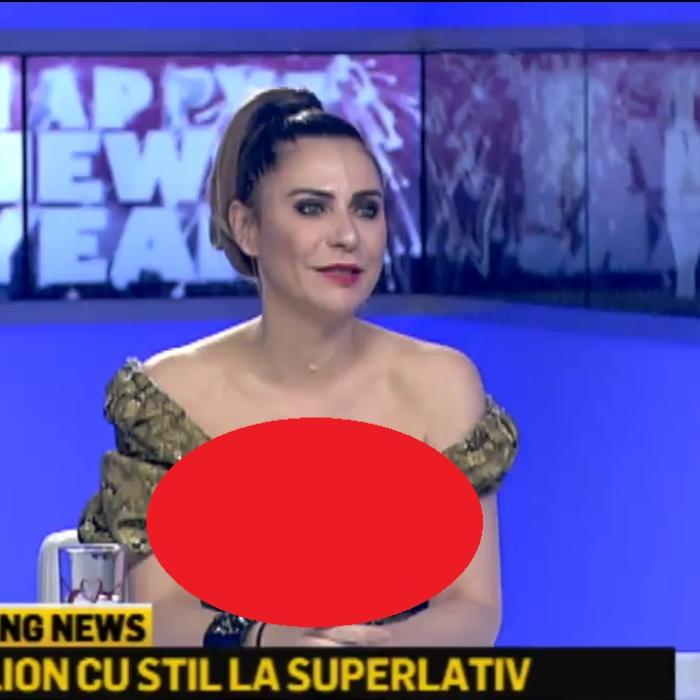 Stilista Adina Buzatu, accident vestimentar în direct. A stat aşa toată emisiunea