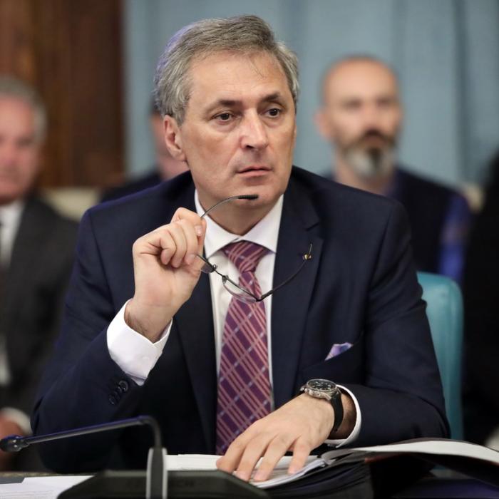 Marcel Vela trimite Corpul de Control la ISU Dolj, unde 101 cadre militare angajate ar fi rude