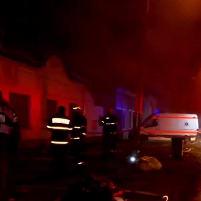 Patru copii au murit arşi de vii în urma unui incendiu izbucnit în casa lor, în Timişoara