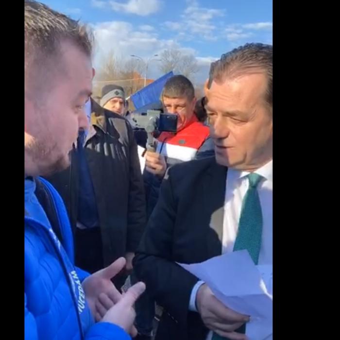 Ludovic Orban a ajuns la PROTESTUL  din Piața Victoriei 