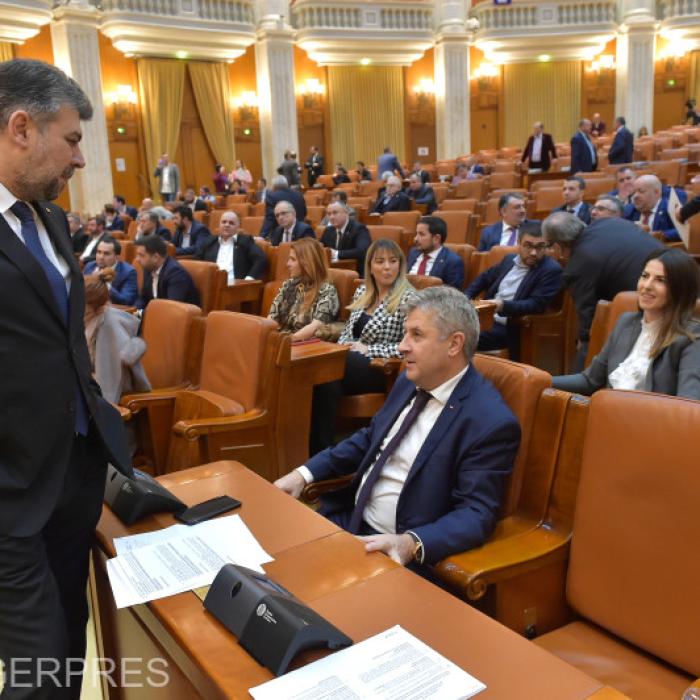 PSD depune moțiunea de cenzură. Pe ce voturi se bazează 