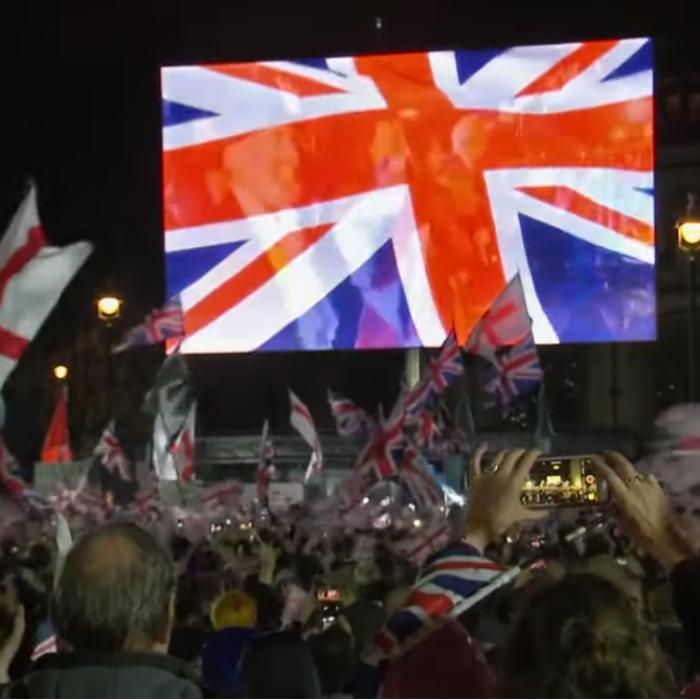 Irlanda de Nord. Bombă destinată unui atac în ziua Brexit-ului, găsită de autorităţi într-un camion