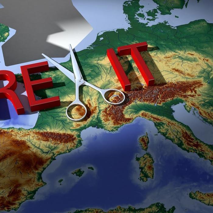 Efectul neașteptat al Brexit: Irlanda de Nord și Marea Britanie ar putea avea fusuri orare diferite