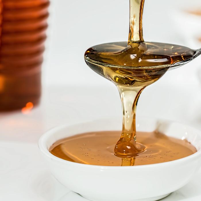 Mierea cu turmeric, antibiotic natural împotriva gripei