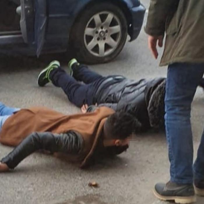 Austria: Trei români au furat doi saci cu bani, bijuterii, telefoane și ceasuri. Cât a durat aventura lor