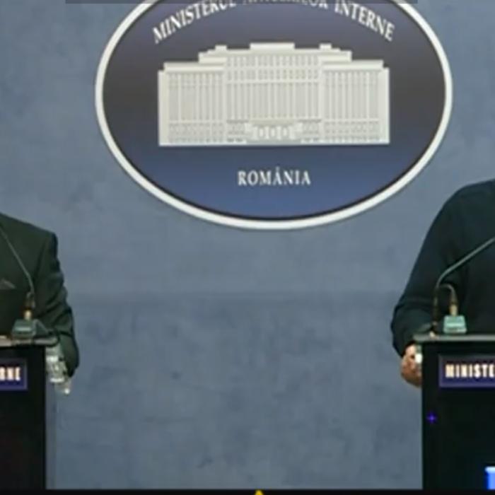 Scandal la conferința susținută de Raed Arafat. Jurnalistă: „Mi se ia microfonul cu forța din mână!“