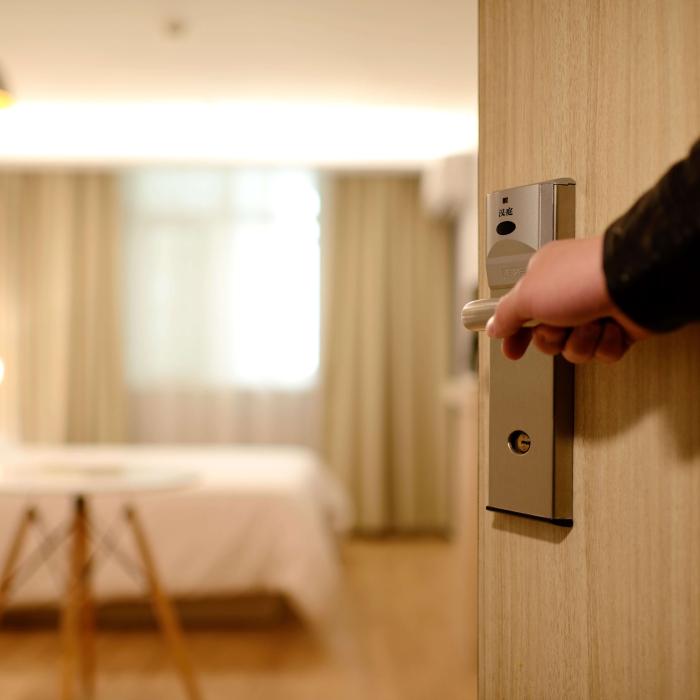 Marea Britanie. Gest umanitar din partea fotbaliștilor. Mai multe hoteluri puse GRATUIT la dispoziția cadrelor medicale