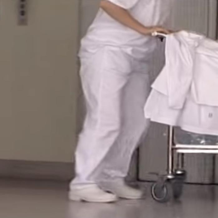 O asistentă, infectată cu coronavirus, mărturii sfâșietoare: „Soțul meu acum a murit!”