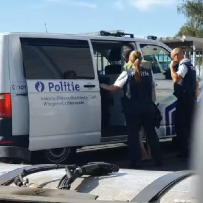 Coronavirus. Români amendaţi şi arestaţi în Belgia pentru că nu au respectat restricţiile. Ce au găsit poliţiştii în maşina lor