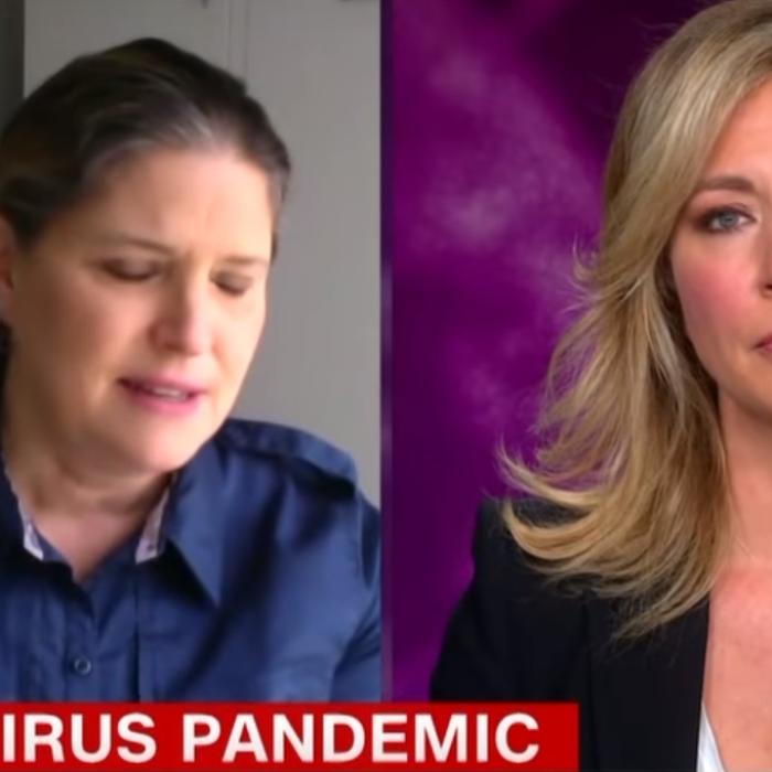 O femeie și-a luat adio de la mama ei răpusă de coronavirus, online: „Mamă, te iert! Te iubesc!” (VIDEO)