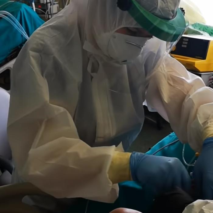Bilanț sumbru în SUA. 743 de decese ale oamenilor infectați cu COVID-19 în doar 24 de ore