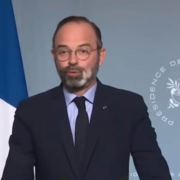 Edouard Philippe: „Situaţia epidemică se ameliorează în Franţa”