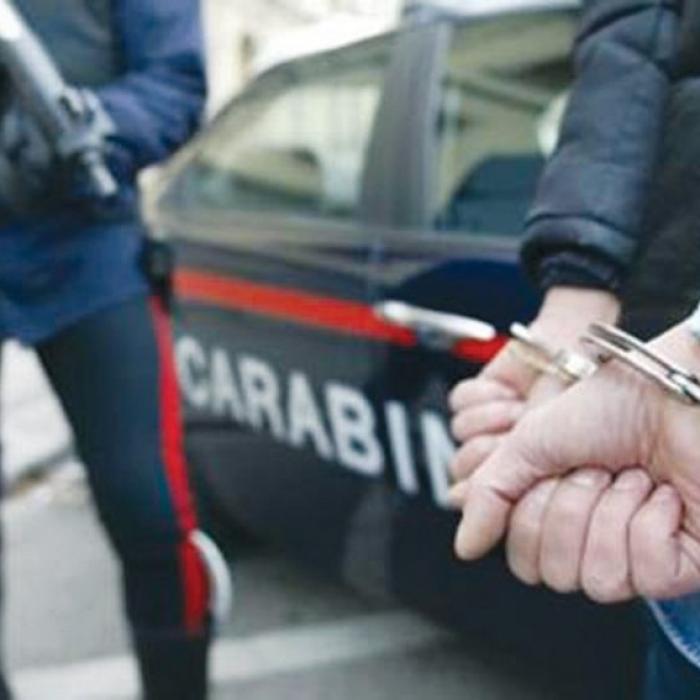 Italia: Doi români au amenințat cu cuțitul și violat o femeie chiar în noaptea de Înviere