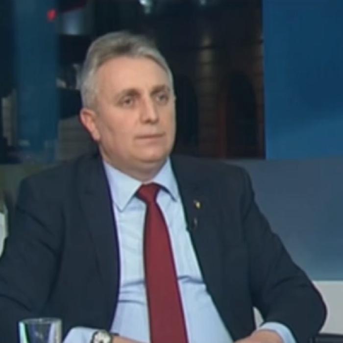 Tren special pentru românii care muncesc în Austria, din 2 mai. Ministrul Lucian Bode, reacție surprinzătoare