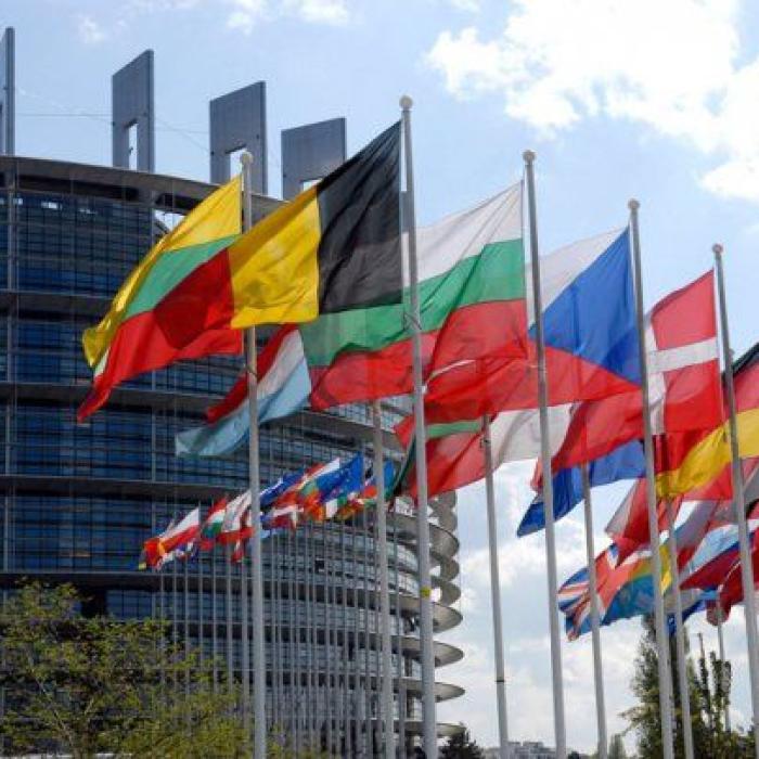 Franţa și Germania propun crearea unui fond UE de relansare economică de 500 de miliarde de euro