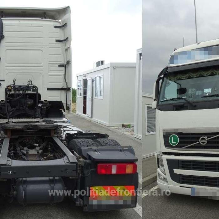 Şofer de camion, prins la graniţă cu heroină în valoare de peste un MILION şi jumătate de euro. Era ascunsă printre haine şi mâncare