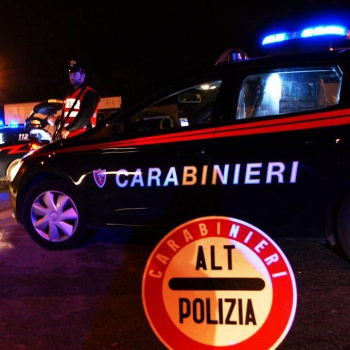 Român, căutat în toată Europa, reţinut de carabinieri. Omul ieşise la plimbare
