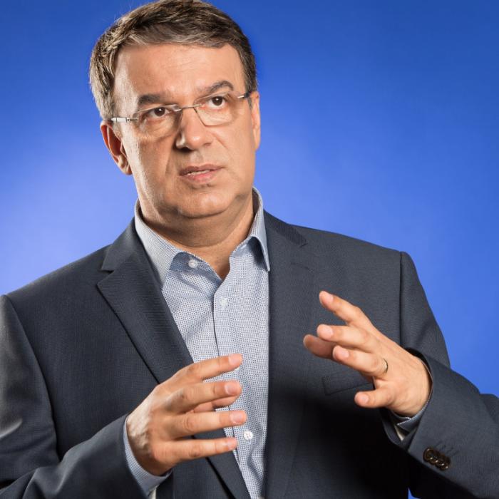  Asociația senatorului Vergil Chițac, amendată: L-a numit „gibon“ pe un șef din PMP