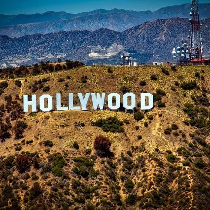 Efectul COVID-19: Hollywood va produce filme în care nimeni nu se atinge