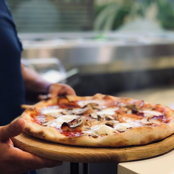 Belgia. Un pensionar, hărțuit cu pizza de aproape un deceniu