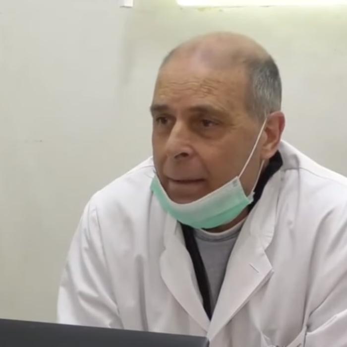 Virgil Musta: „Sunt pacienți care vin să ne anunțe, de parcă ne-ar face în ciudă, că ei sunt COVID-pozitiv și pleacă acasă”