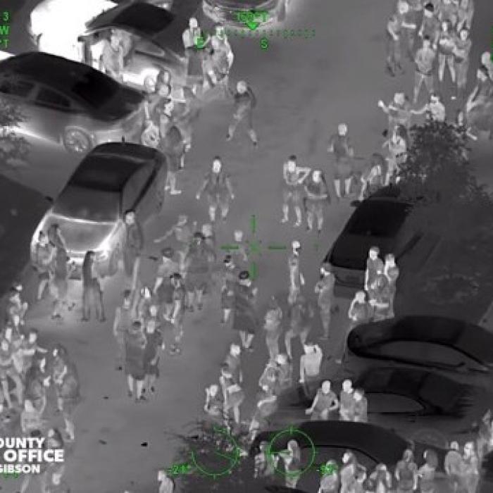 Petrecere „uriașă” într-o casă de vacanță. Oamenii au vrut să se infecteze cu noul coronavirus